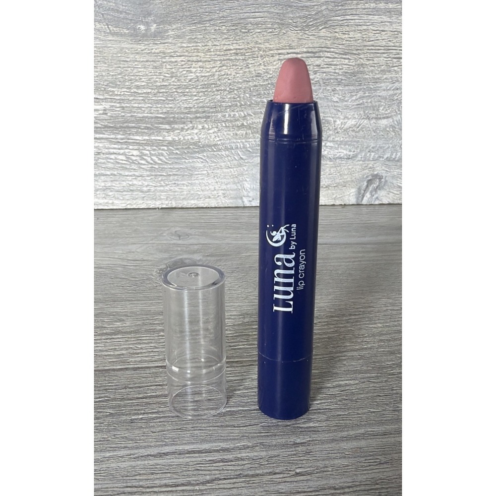 New Luna By Luna Lip Crayon ELARA 0.1 oz Full Size